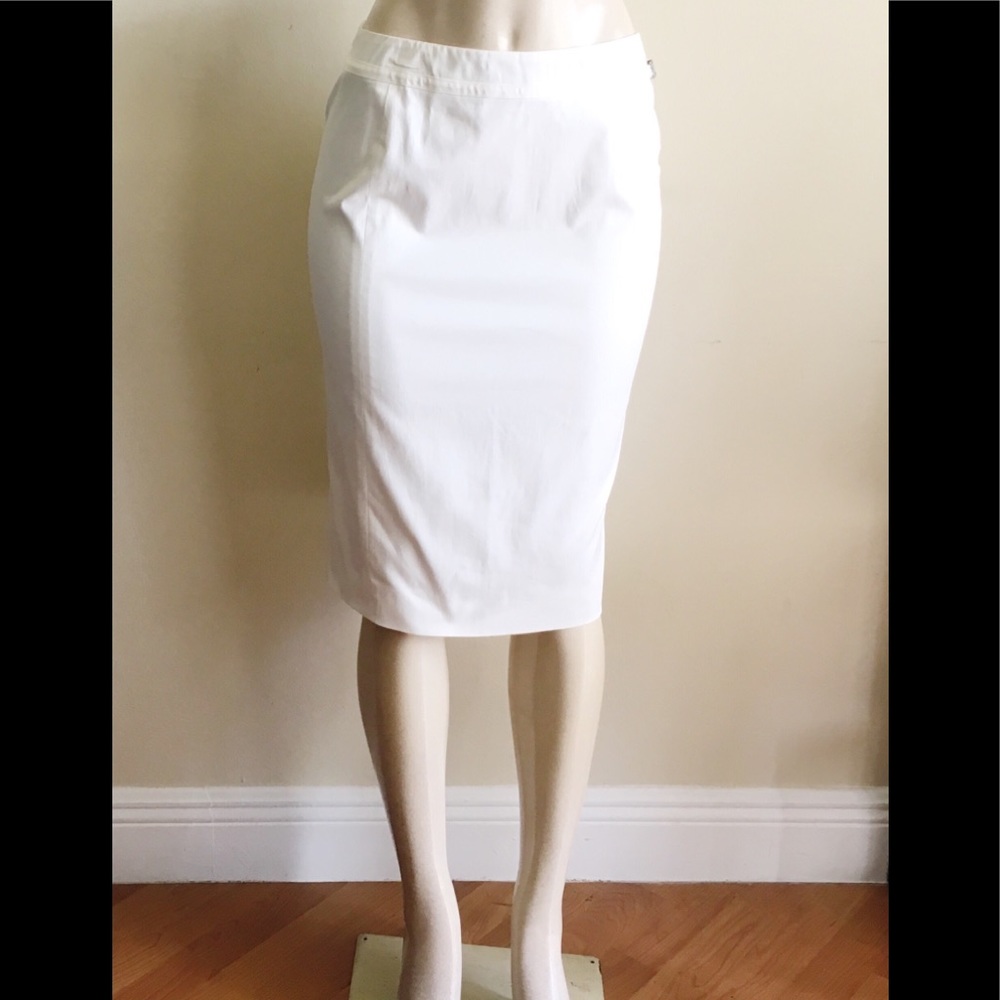 TSE white pencil skirt,size 4
